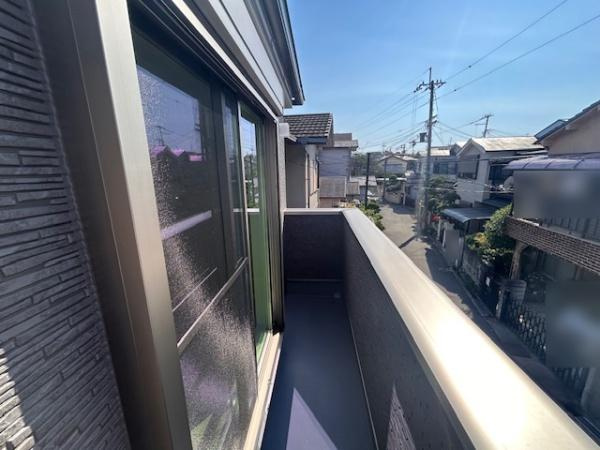 【バルコニー】