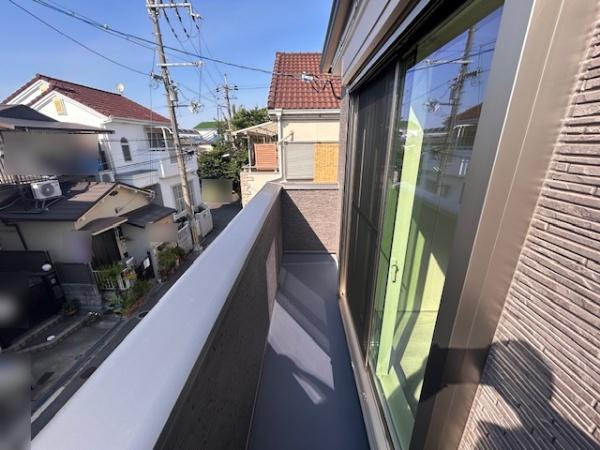 【バルコニー】