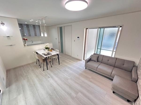 【居間・リビング】