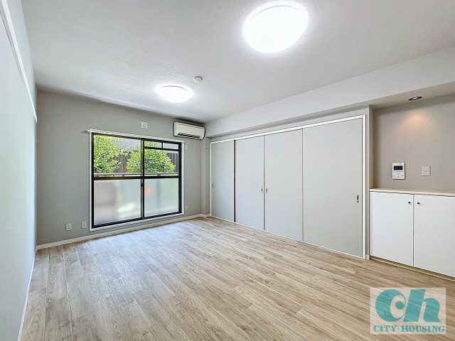 ベルウッド田園調布 102号室の居間・リビング