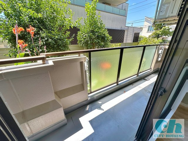 ベルウッド田園調布 102号室のバルコニー