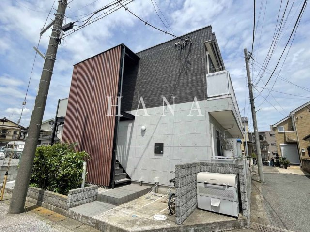 リブリ・パリス原木の外観