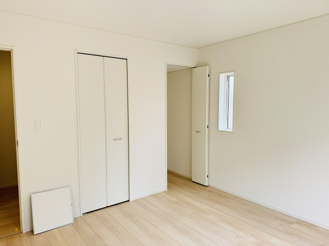 八王子市　大和田町　新築一戸建て　２５期の収納|～収納力の高いクローゼット完備～