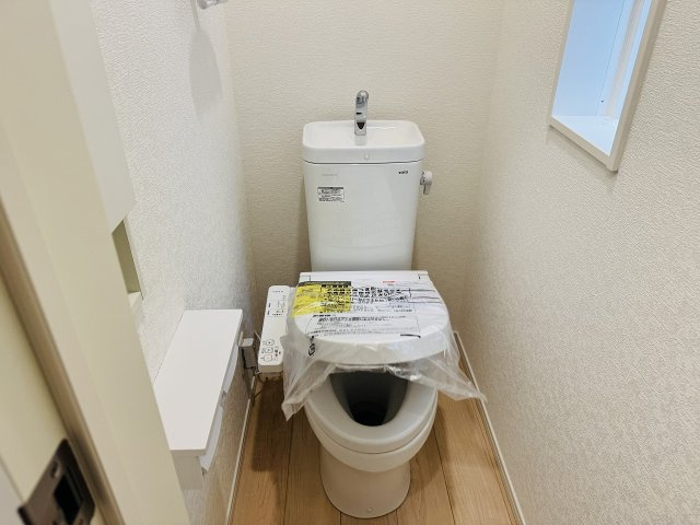 八王子市　大和田町　新築一戸建て　２５期のトイレ|～暖房温水洗浄機能付きトイレ　冬場は特に嬉しい機能ですね～