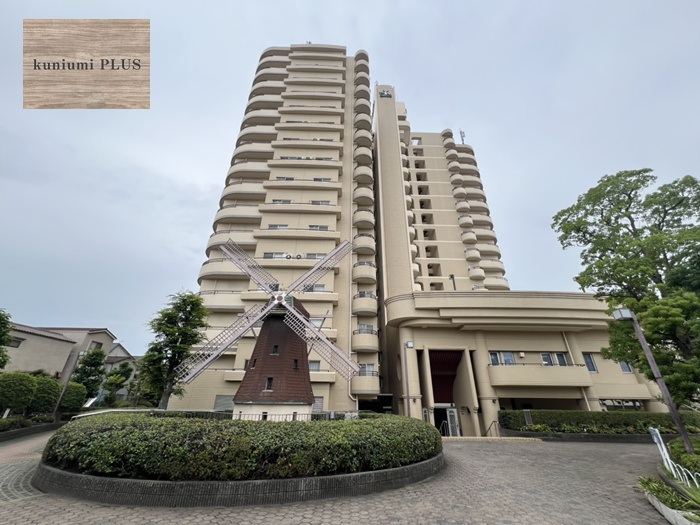 シャトー・サンパークスクエアの外観