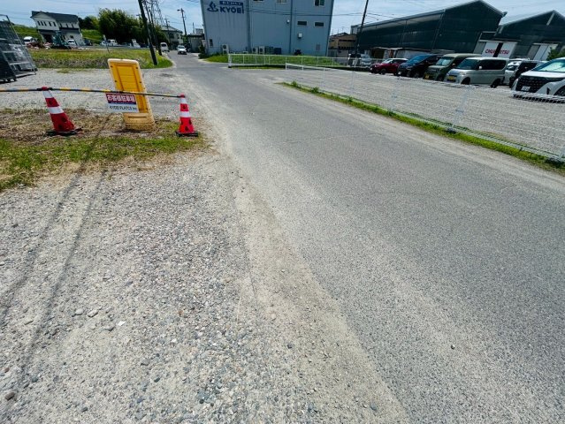 豊明市阿野町貸工場の駐車場