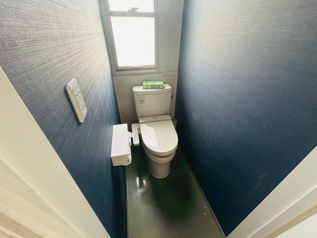 豊明市阿野町貸工場のトイレ