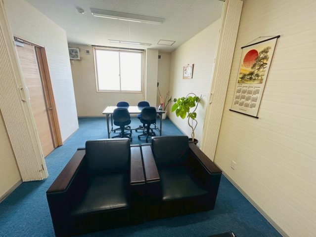 豊明市阿野町貸工場の内装