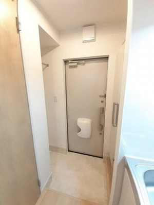 【玄関】 | フローラⅡ | 落ち着いた玄関です