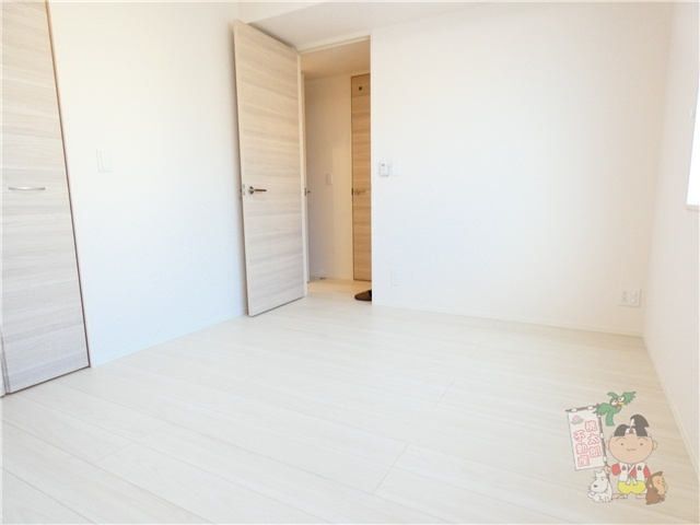 ホワイエ国富の洋室