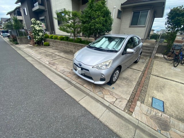 【駐車場】
