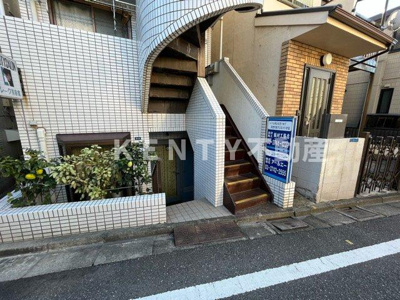 【エントランス】 | レークマンションⅠ | ゆとりのあるエントランスです