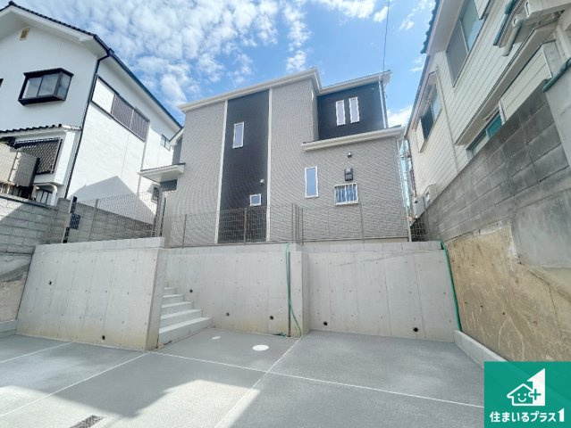 神戸市北区緑町　新築一戸建て