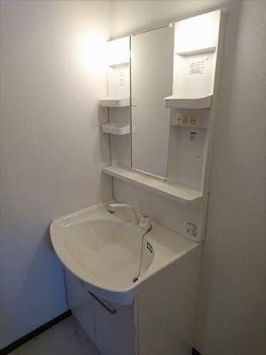 シャーメゾンアミト・マーネの洗面所