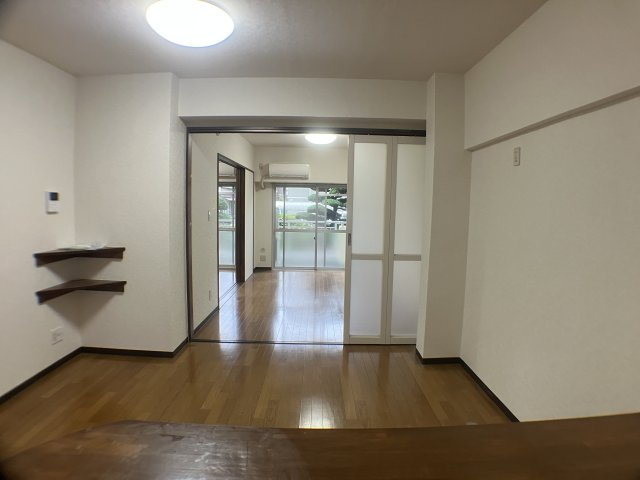 グリーンパークタニグチの居間・リビング