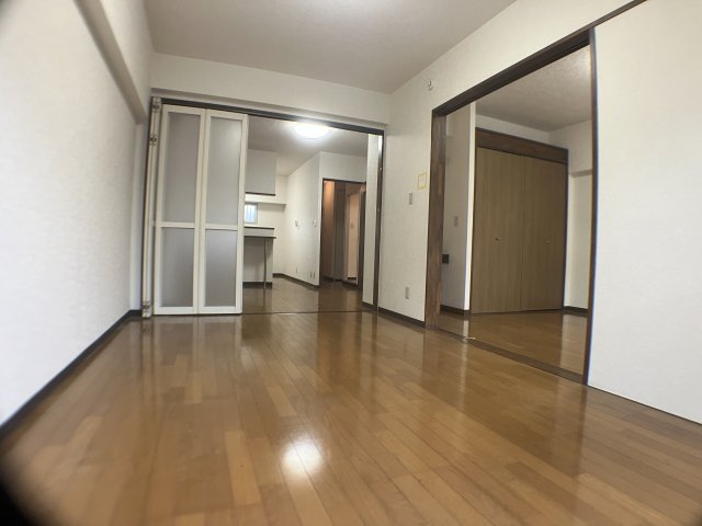 グリーンパークタニグチの居間・リビング