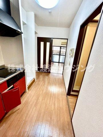 第15関根マンションの居間・リビング