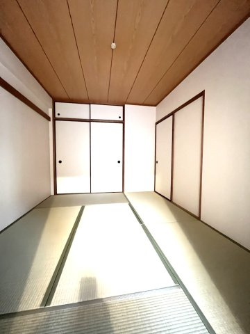 ◆ペット飼育可◆リフォーム済３ＬＤＫ◆南向きテラス＆専用庭◆スーパー徒歩５分◆サンルシエル山科西野の和室|和室