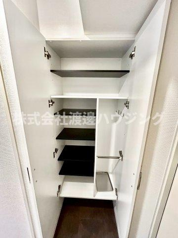 セレニテ江坂ルフレの収納|シューズBOX