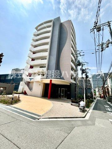 セレニテ江坂ルフレの外観