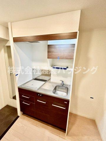 セレニテ江坂ルフレのキッチン