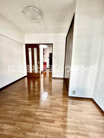 第13関根マンションの洋室