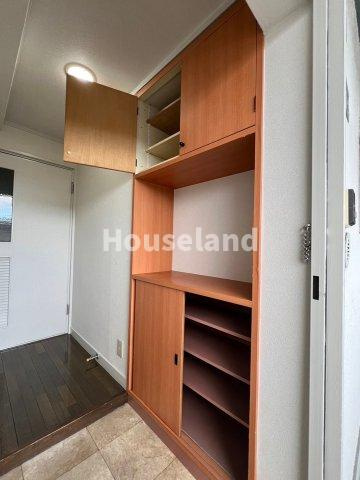 新中島エクセランスの玄関