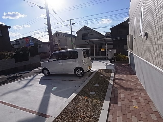 神戸市長田区大塚町９丁目のアパートの駐車場