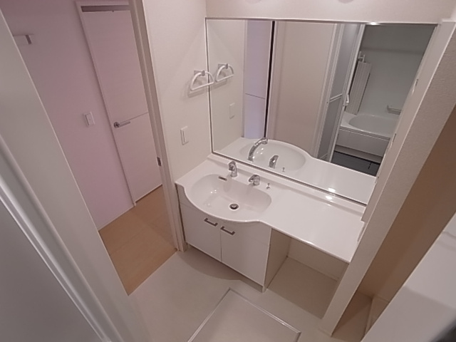 神戸市長田区大塚町９丁目のアパートの洗面所