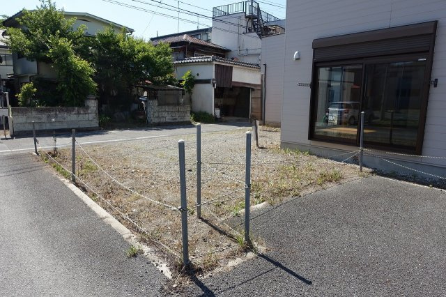 高崎市四ツ谷町　中古住宅の庭