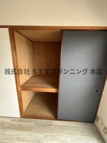 仲介手数料０円！ロイヤルマンションの収納