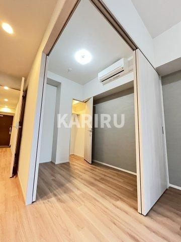 スプランディッド城東関目の洋室|偶数階のカラーです