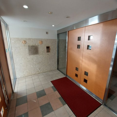 マルメゾン浅草橋のロビー