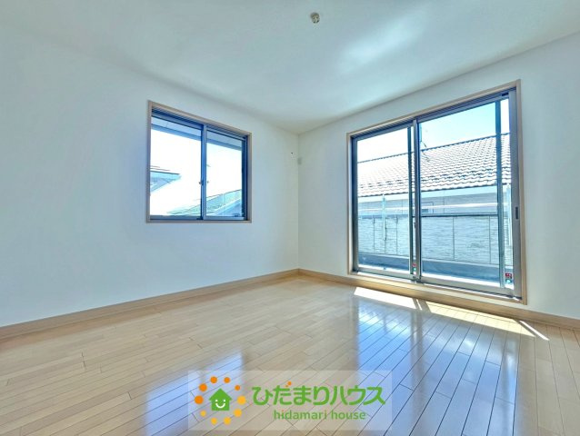 幸手市栄　中古一戸建ての寝室