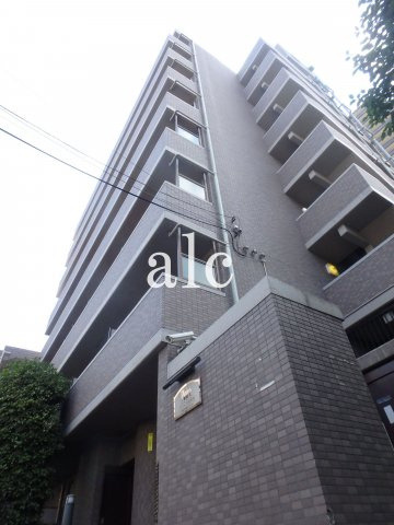 新宿区西新宿８丁目の賃貸マンションの外観|おしゃれな外観です