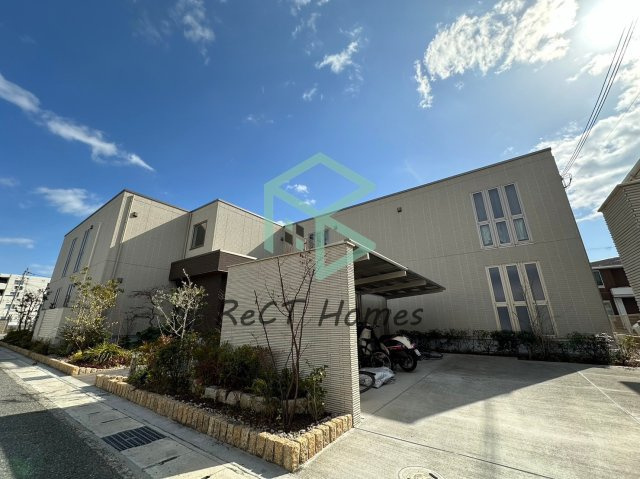 シャーメゾンオリーブ