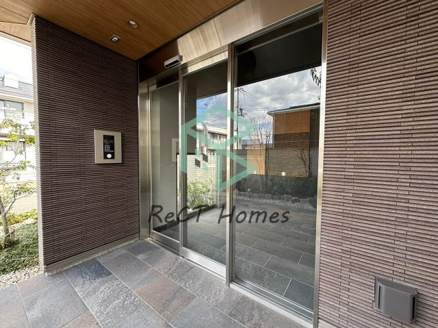 シャーメゾンオリーブのエントランス