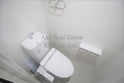 【トイレ】 | セイワパレス京町堀 | 冬場での使用や清潔好きの方にうれしい温水洗浄便座♪