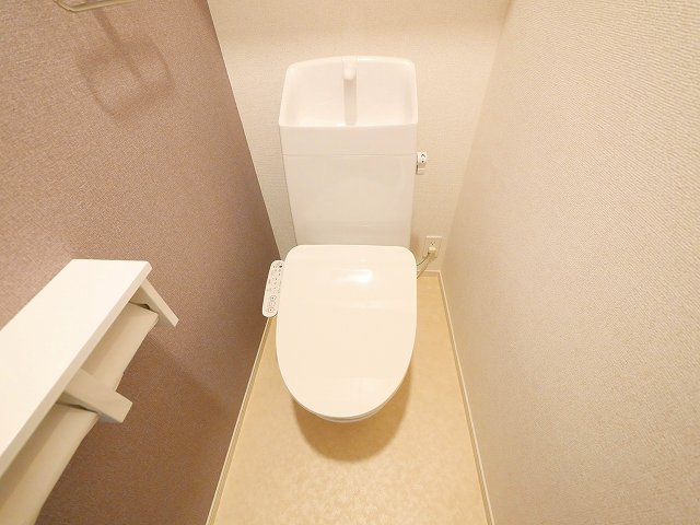 レジデンス・サツキⅠのトイレ|清潔感のあるトイレです