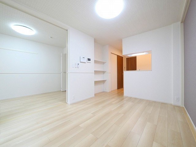 レジデンス・サツキⅠの居間・リビング