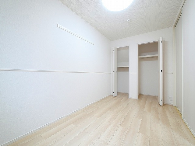 レジデンス・サツキⅠの洋室