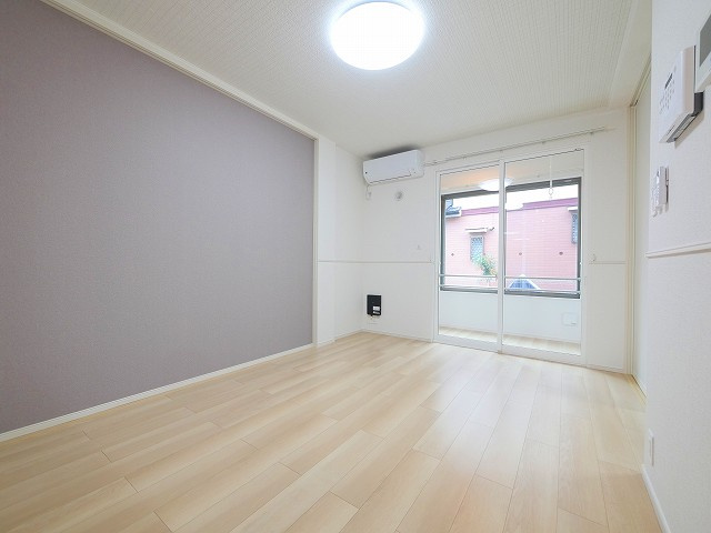 レジデンス・サツキⅠの居間・リビング