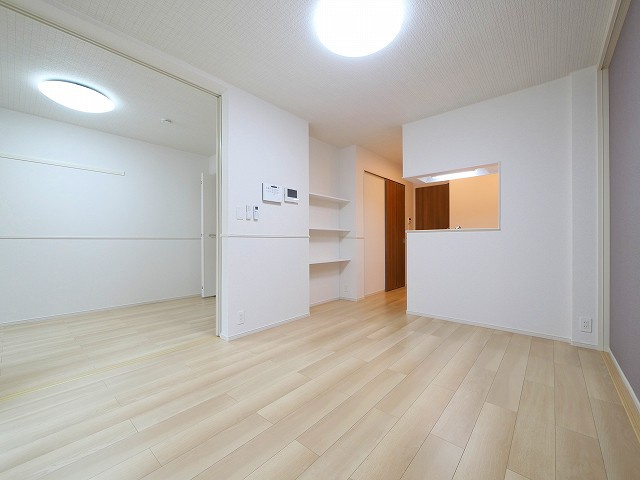 レジデンス・サツキⅠの居間・リビング|リビングです