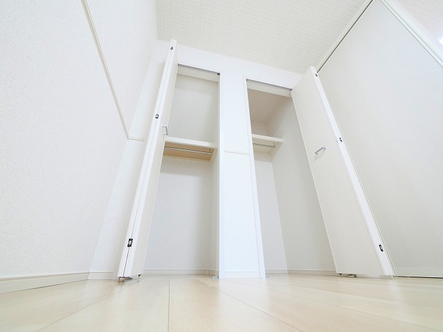 レジデンス・サツキⅠの収納|たっぷりとした収納スペースです