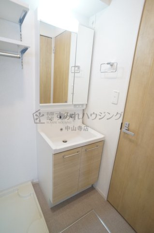 メゾン　グランシャンの洗面所