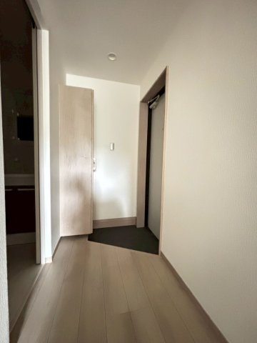 シンプルで使いやすい玄関です