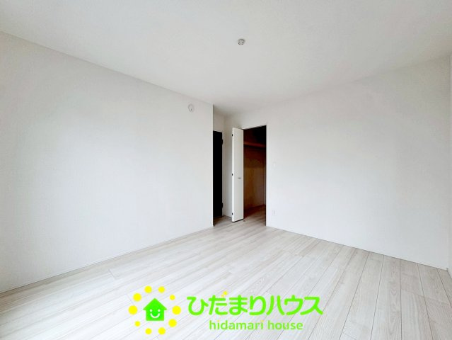 幸手市緑台２期　新築一戸建ての収納