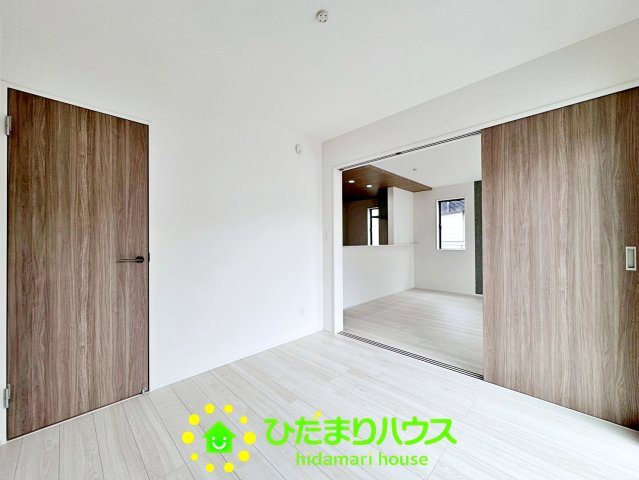 幸手市緑台２期　新築一戸建ての洋室