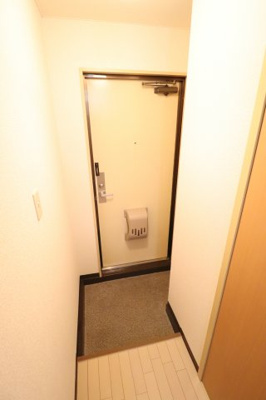【玄関】 | ハイツリーフラット