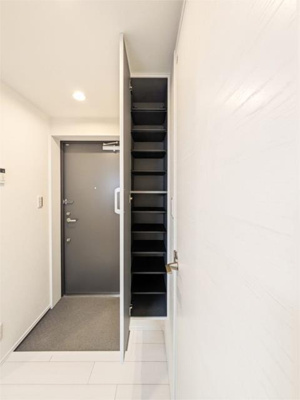 【玄関】 | イスフール |  